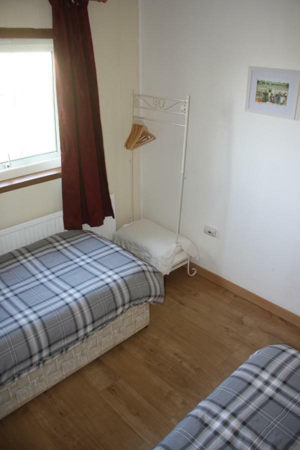Inver Bay Apartment Тейн Экстерьер фото