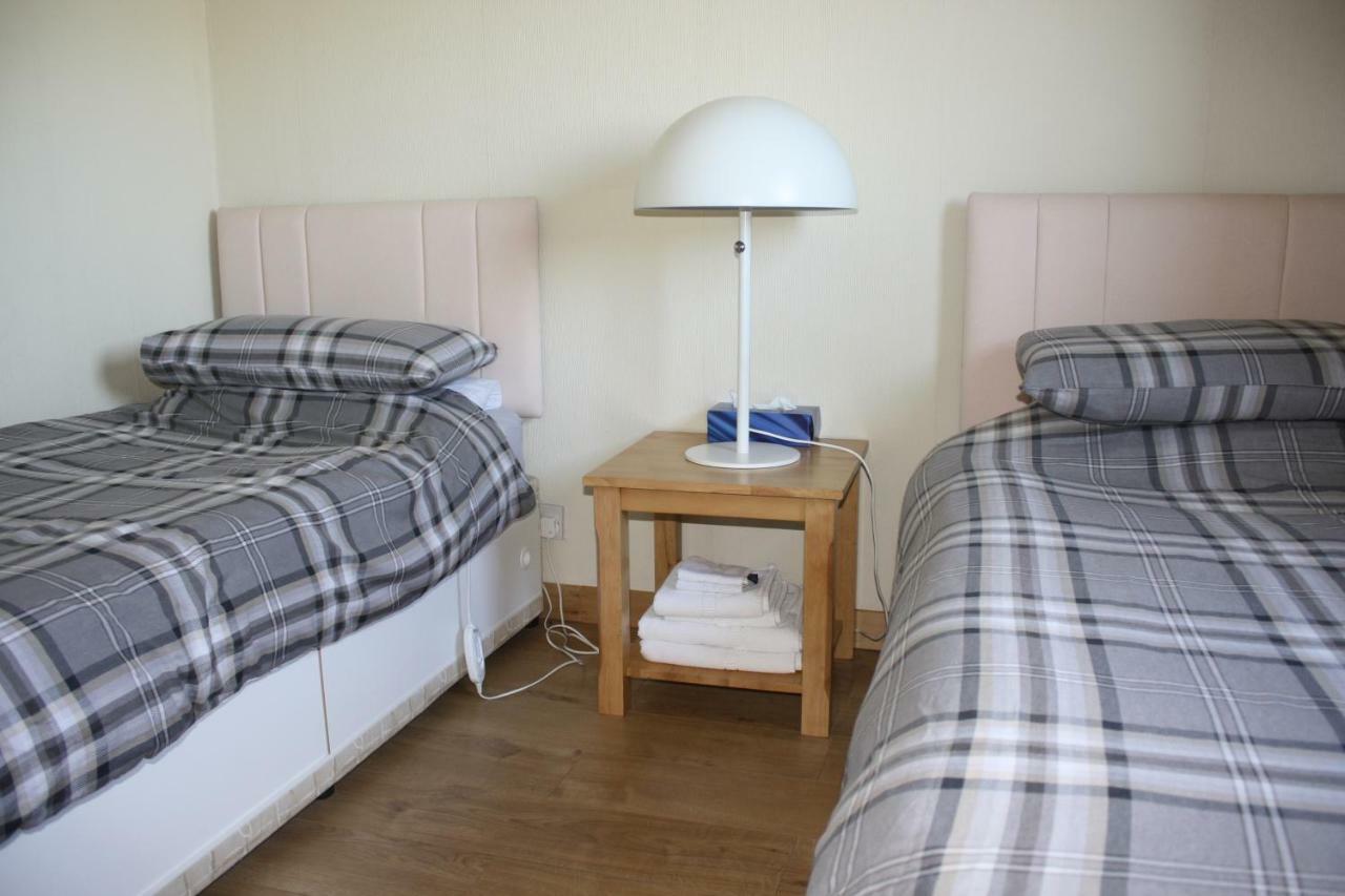Inver Bay Apartment Тейн Экстерьер фото
