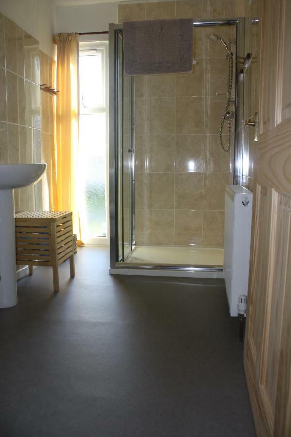 Inver Bay Apartment Тейн Экстерьер фото